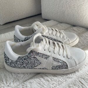 Steven By Steve Madden White and Silver Glitter Sneakers